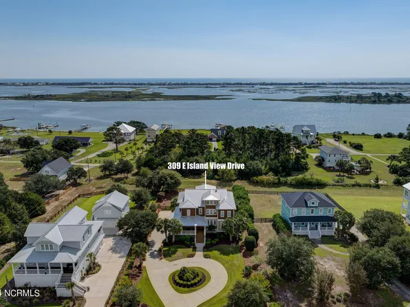 309 E Island View Drive, Hampstead, NC 28443