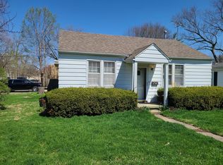 1110 W Columbia Ave, Champaign, IL 61821