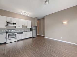 4242 Lindell Blvd LLC, Saint Louis, MO 63108