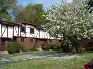 311 Cedar Hollow Dr, Rocky Hill, CT 06067