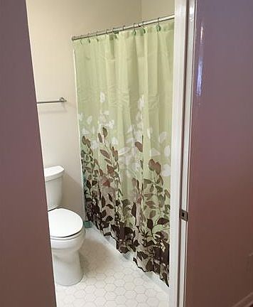 3rd image of 343 Bonnabel Blvd