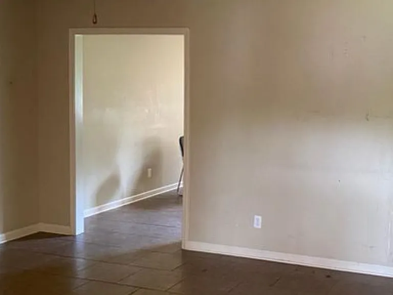 1220 Sandino Dr — Photo 3