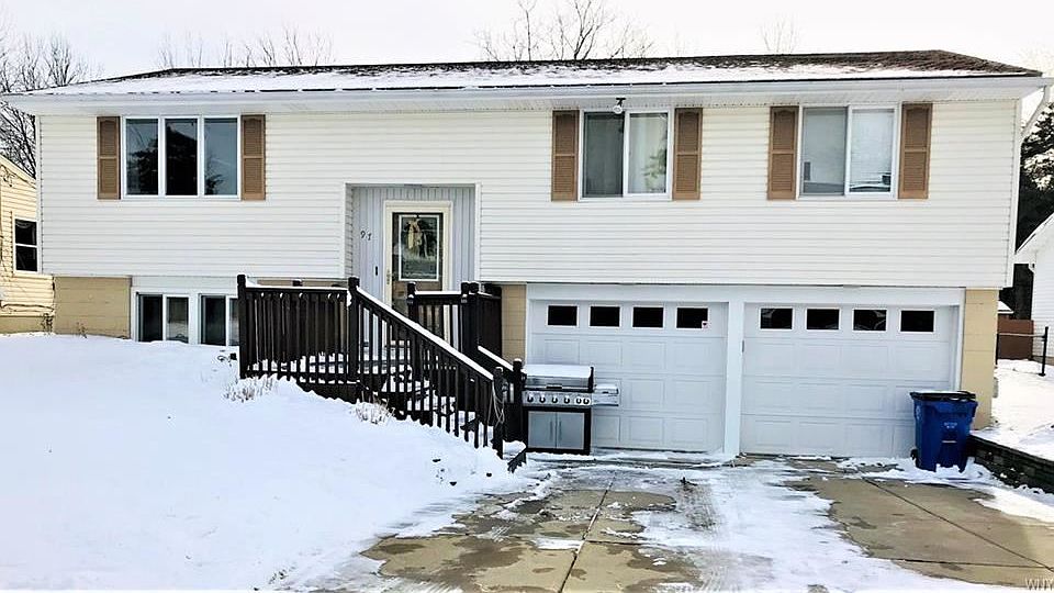 1st image of 97 Pamela Ct