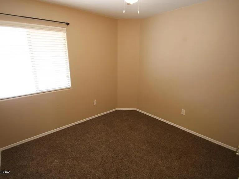 2371 E Calle Gran Desierto — Photo 6