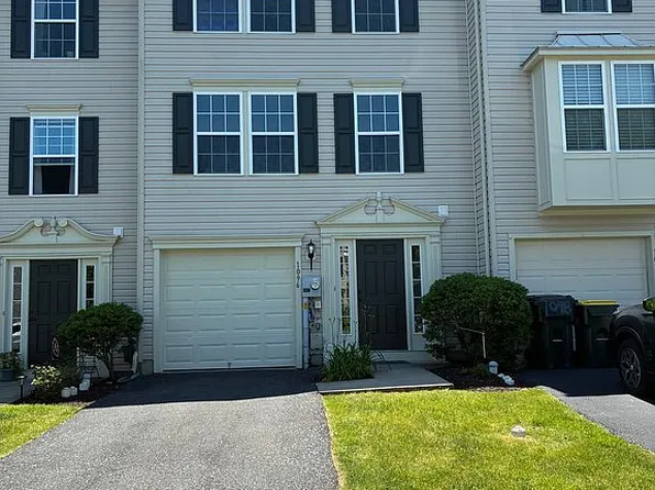 1096 Sparrow Way, Breinigsville, PA 18031
