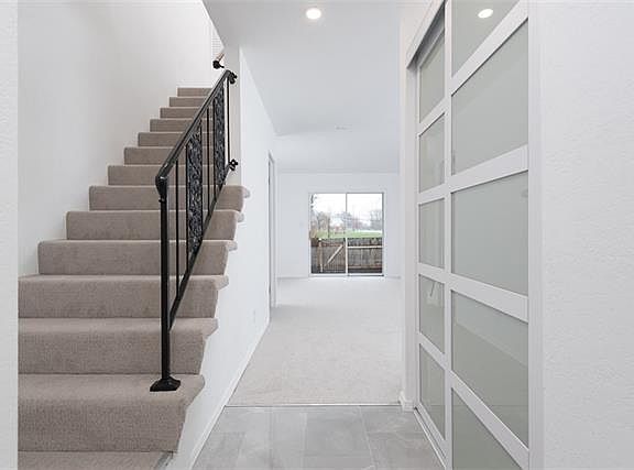 5th image of 6924 NW Chapel Woods Ln