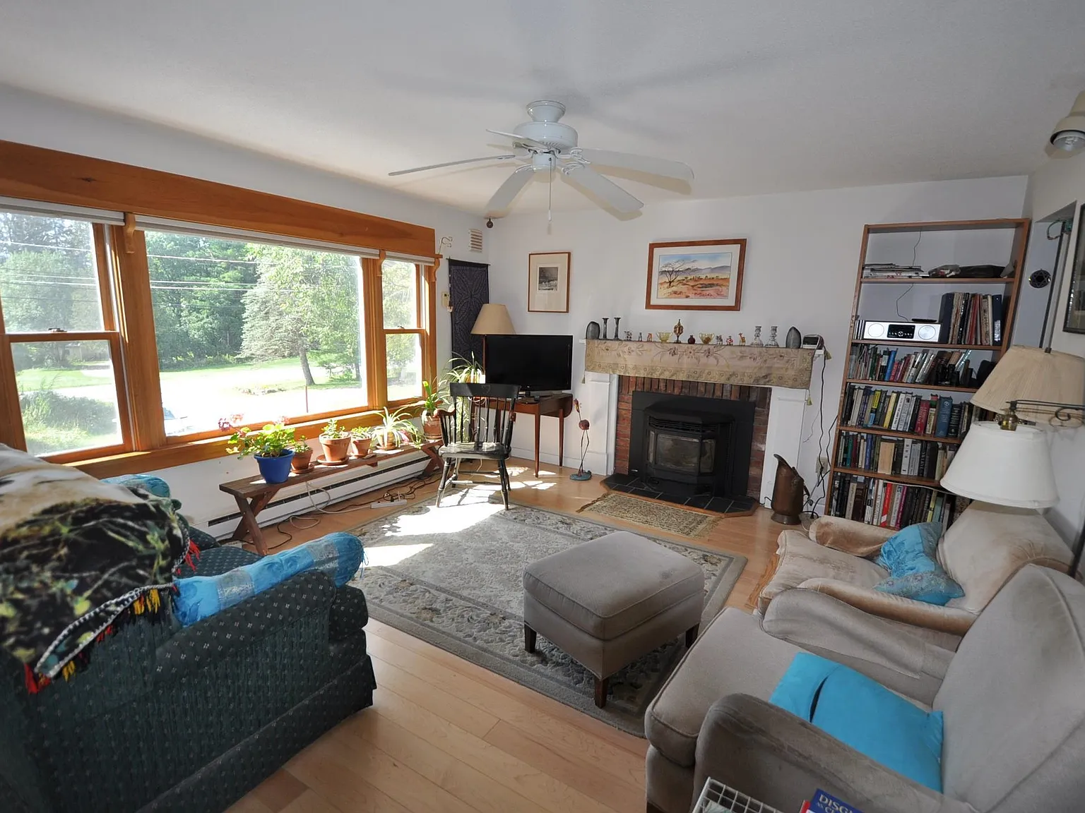 3 bed, 2.0 bath, 1635 sqft, $2,750 — Photo 4