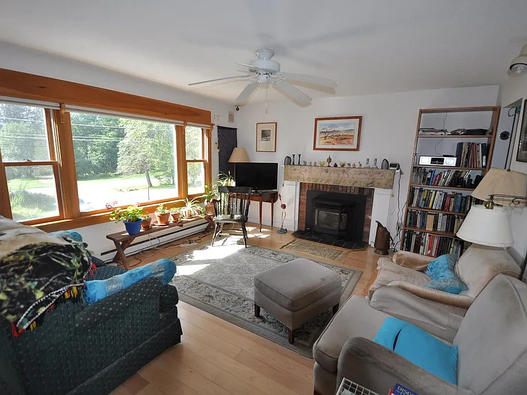 293 Barnumville Rd — Photo 4