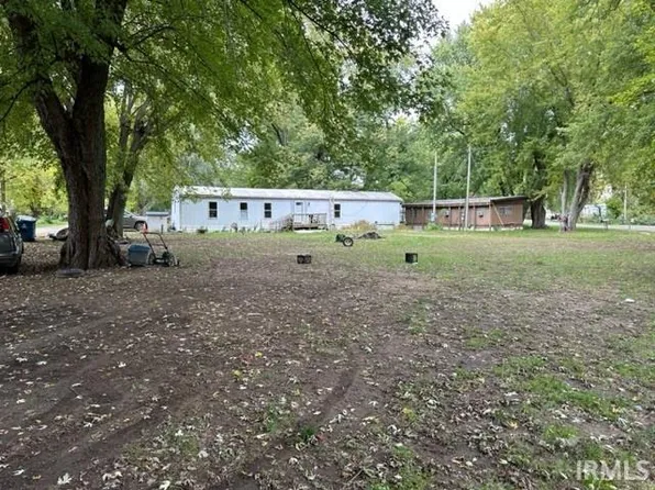 9 N Vacation Way, North Manchester, IN 46962