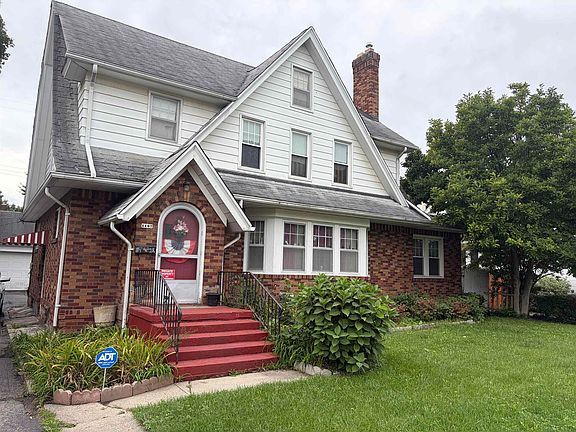 2nd image of 1107 Welch Blvd