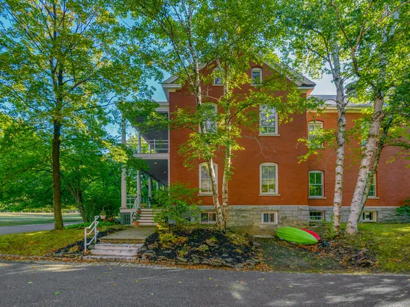 92 McKinley Court #92, Portland, ME 04109