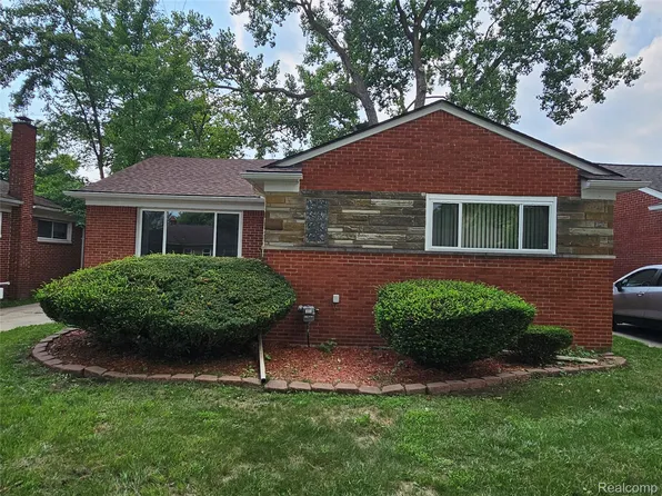 23091 Sussex St, Oak Park, MI 48237