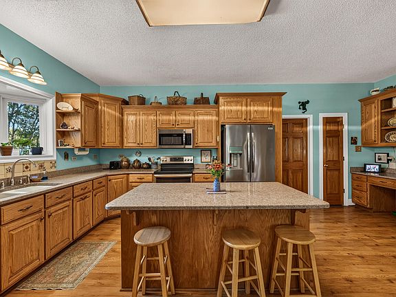 4th image of 146 Hoke Brooks Rd
