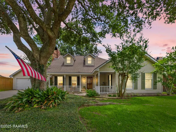 206 Candlelight Dr, Lafayette, LA 70506