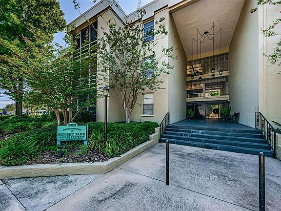 2nd image of 2302 S Manhattan Ave APT 310