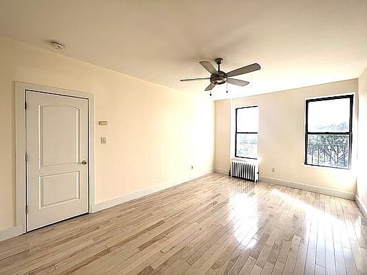 2nd image of 125 Brighton 11 St #6C