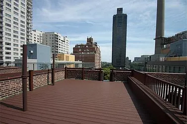 Rented by Green Line Realty