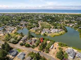 222 S Razor Clam Dr SW, Ocean Shores, WA 98569