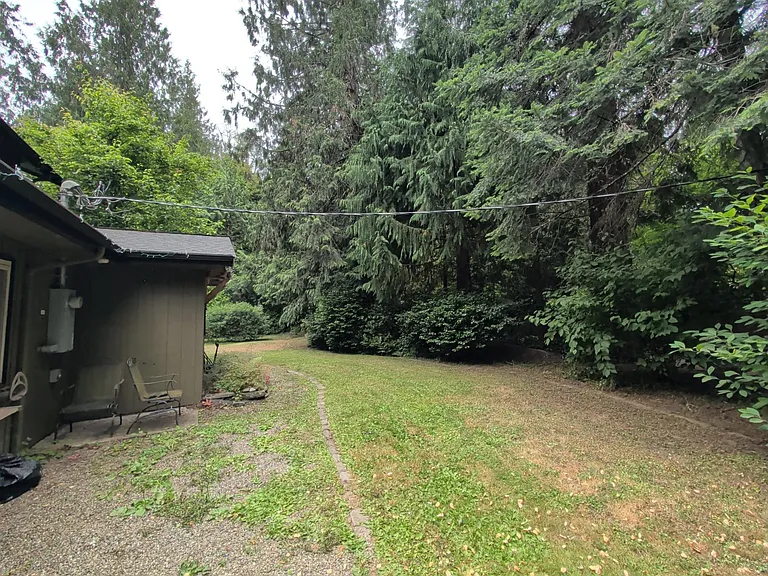 9012 Nisqually Way NE — Photo 5