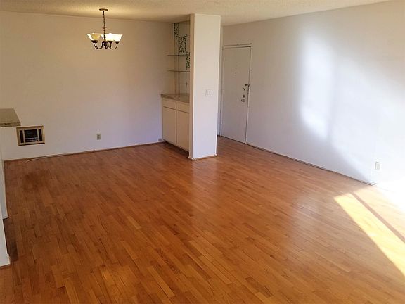 2nd image of 360 S Euclid Ave Unit 334