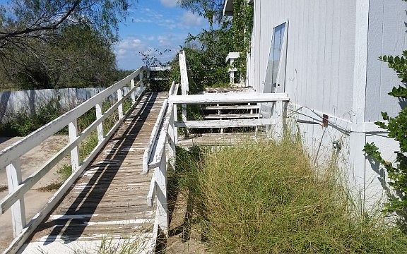 5th image of 425 Homecrest Dr