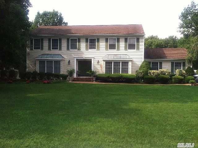 1st image of 26 Stacy Dr