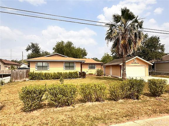4th image of 244 N 10th St