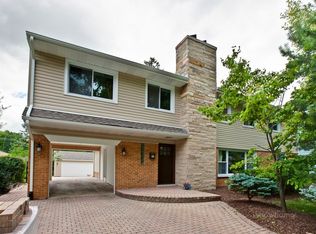 633 N Hickory Ave, Arlington Heights, IL
