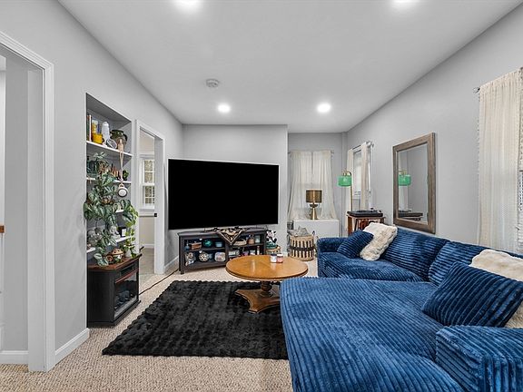 3rd image of 3 New Fitchburg Rd