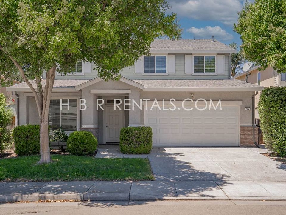 1st image of 483 Summer Ln