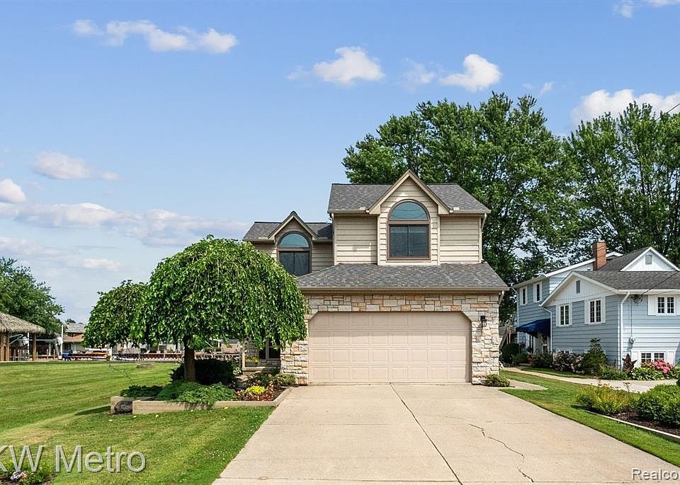 39406 E Archer Dr, Harrison Township, MI 48045 | Zillow