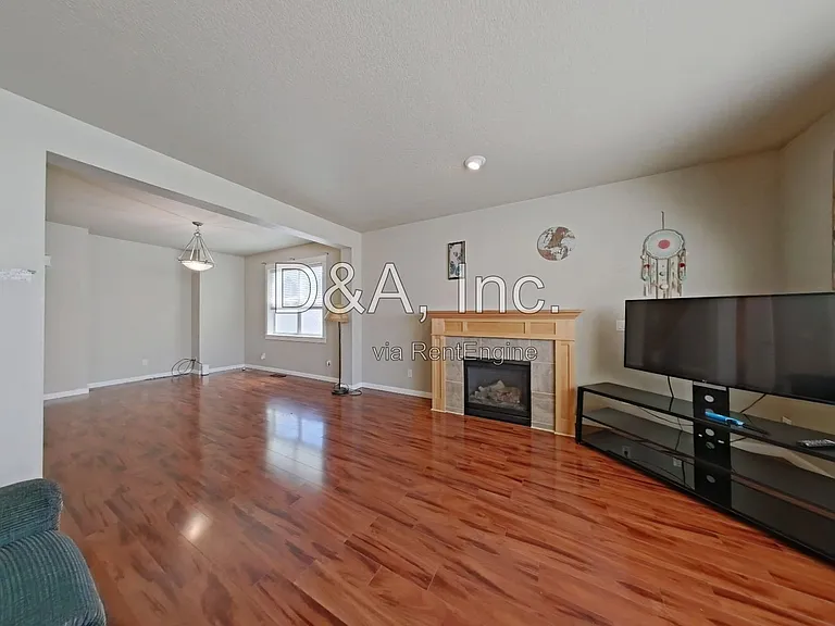 2156 Marten Ave SW — Photo 3