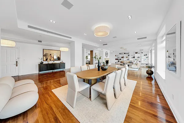 Sold by Sotheby's International Realty | media 5