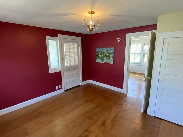 111 Miller Ave — Photo 17