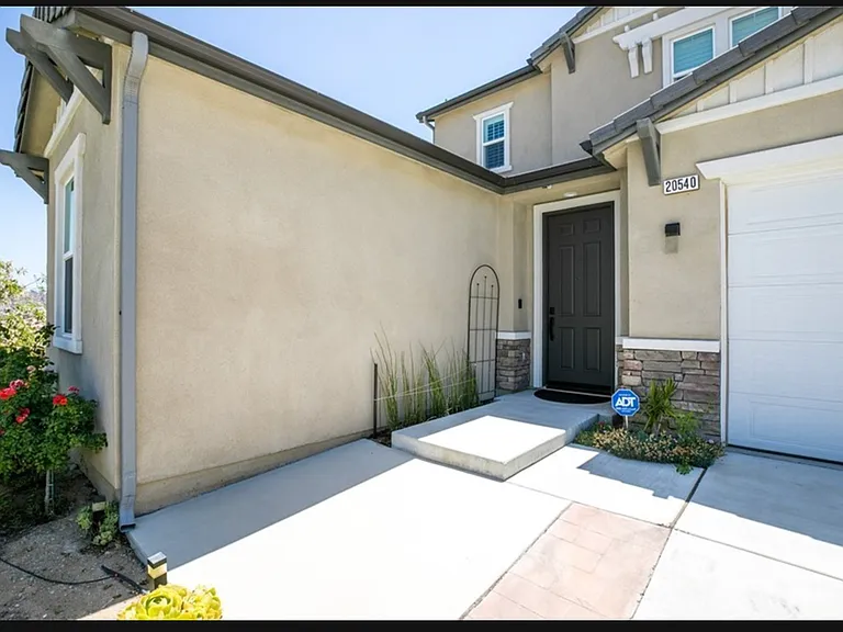 20540 Suzie Ln — Photo 6