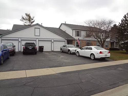 220 Brett Cir #B Photo 1