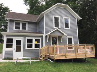 303 Walnut St, Port Byron, IL 61275