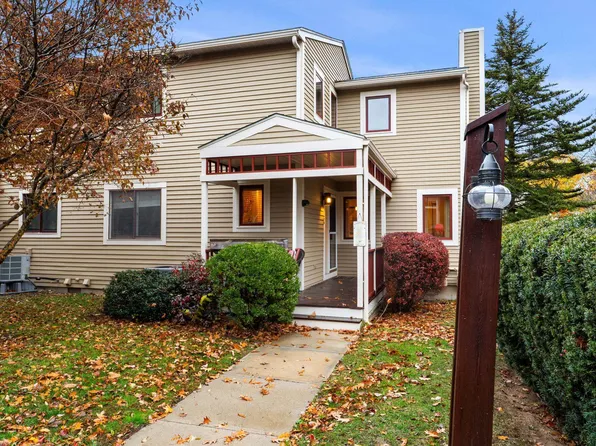 124 Spinnaker Way, Portsmouth, NH 03801-3368