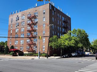 222-89 Braddock Ave #3D, Queens Village, NY 11428