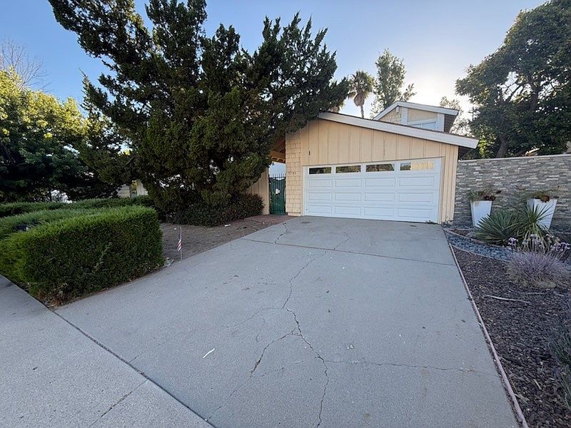 1st image of 5743 Lake Lindero Dr