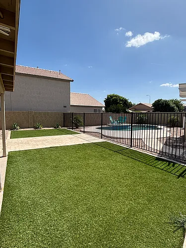 570 S Williams Pl Photo 1