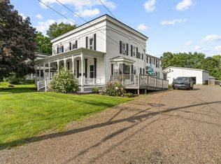67 Green St, Vergennes, VT 05491