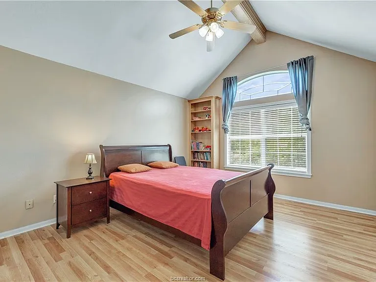 4601 Valley Brook Cir — Photo 25