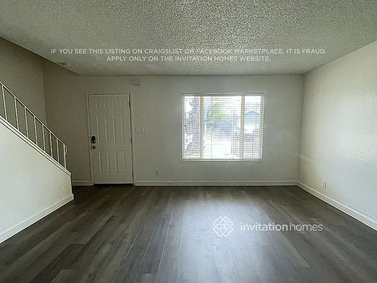 2847 Norcross Dr — Photo 3