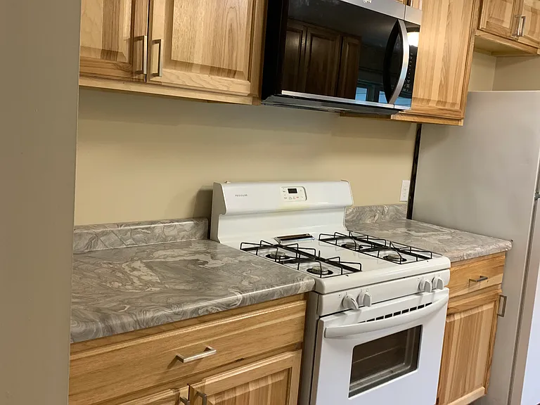 510 Oak Ave — Photo 3