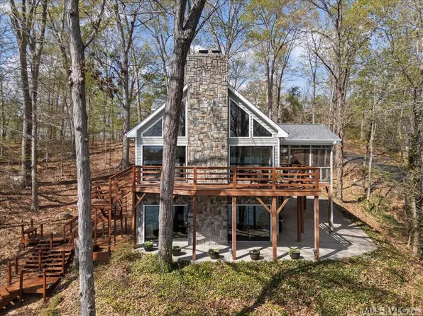 39 Anchor Dr, Bracey, VA 23919