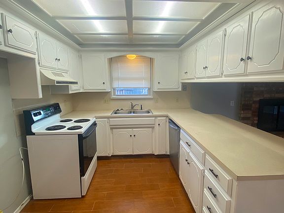 5th image of 3716 S Windswest Ct