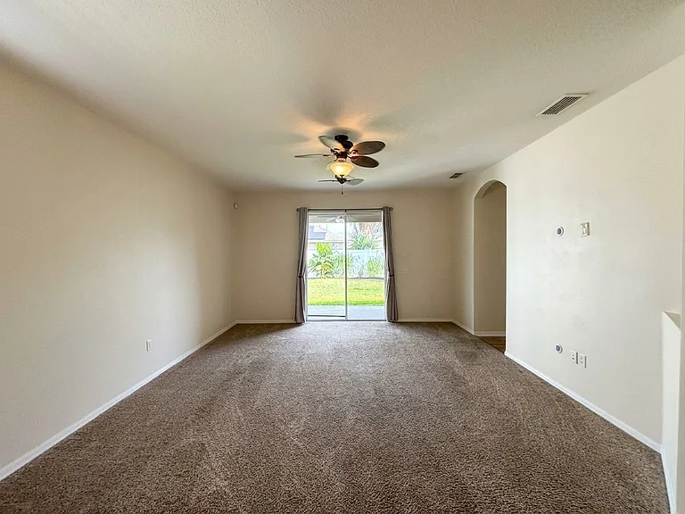 811 Krenson Woods Ln — Photo 14