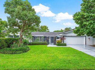 2401 Banyan Rd, Boca Raton, FL 33432