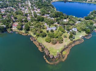 1504 E Crooked Lake Dr, Eustis, FL 32726